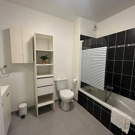 4 Personnes - Clime - Terrasse - Pr Port - Centre - Gare - Tramway Apartamento Niza